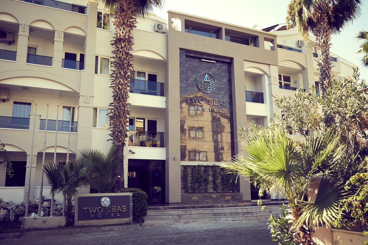 Two Seas Otel 2*